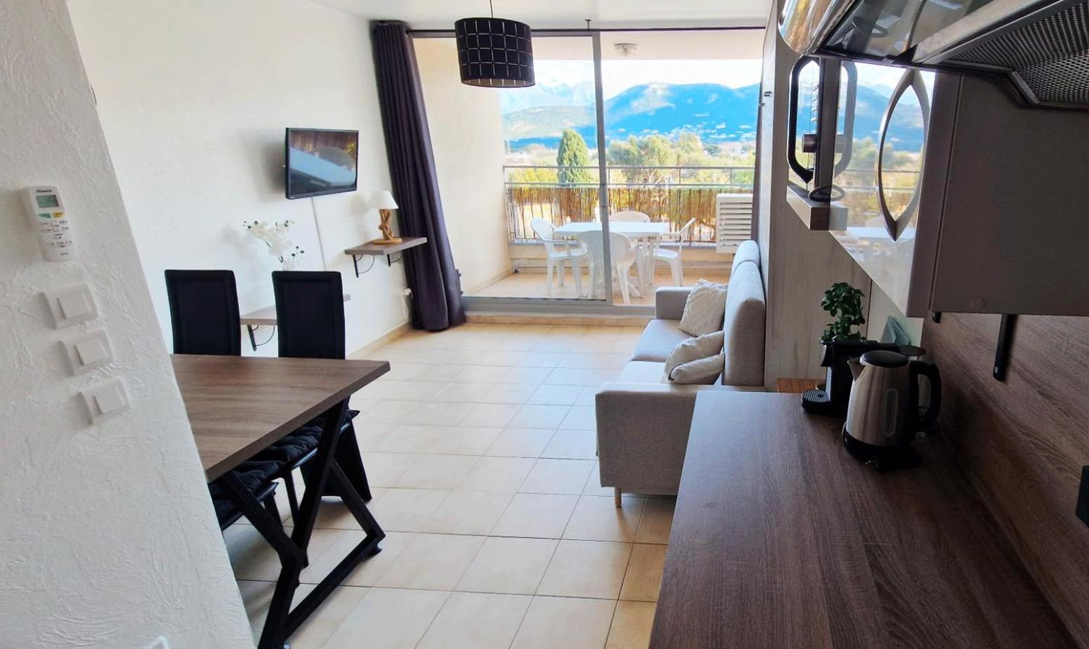 Residence Les Mimosas Кальви Экстерьер фото
